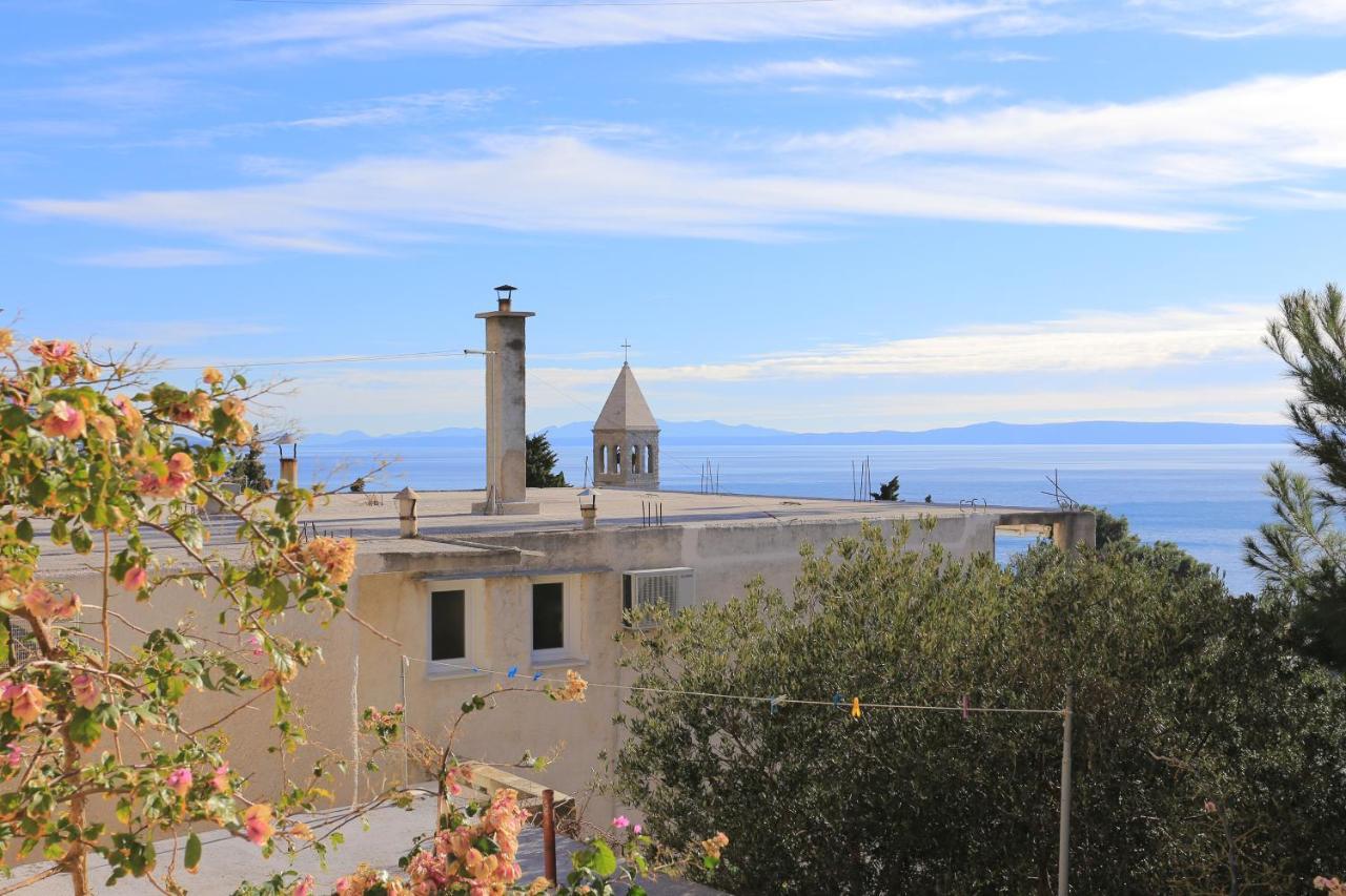 Apartments With A Parking Space Brela, Makarska - 18495 Dış mekan fotoğraf